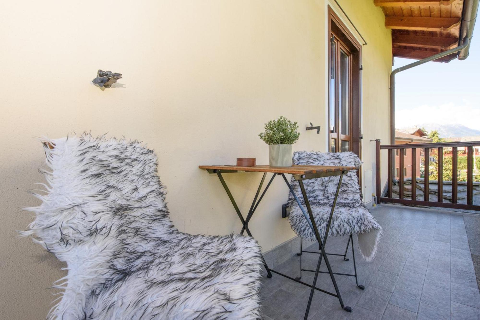 "The Mountain B&B" - Ski, Mtb & Beautiful View - Private Parking Aosta Exterior foto